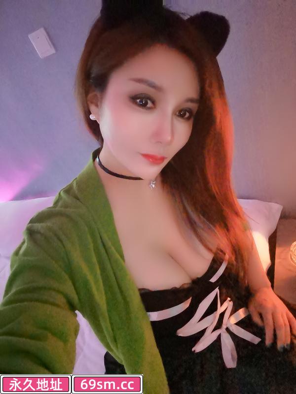 性感大胸妹