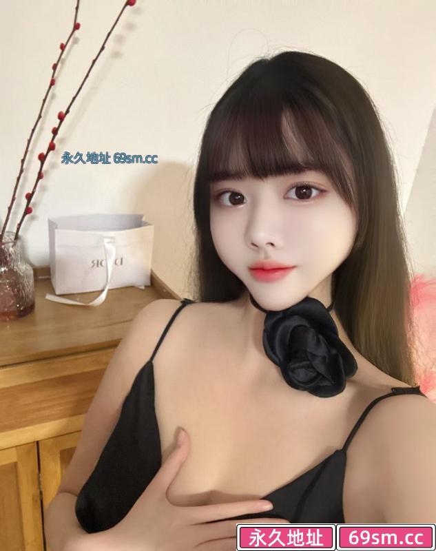 性感清纯颜值小姐姐