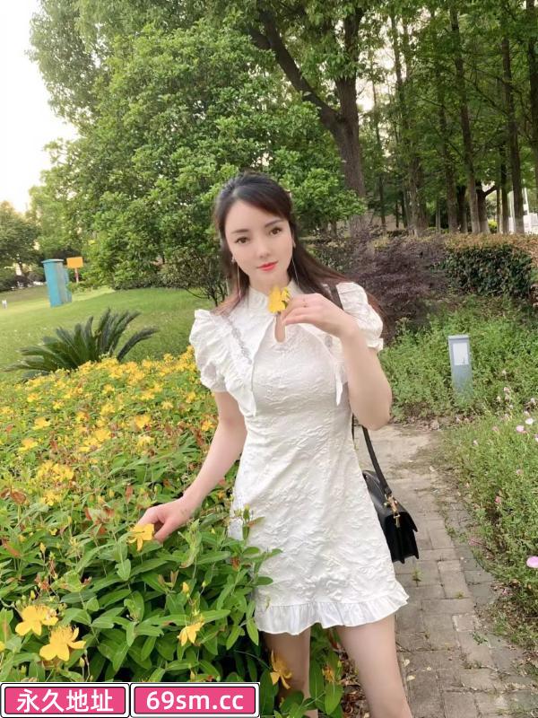 凳浴苏苏