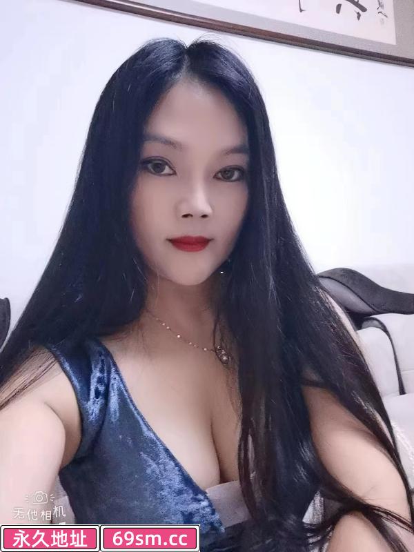 角门大奶小骚妇