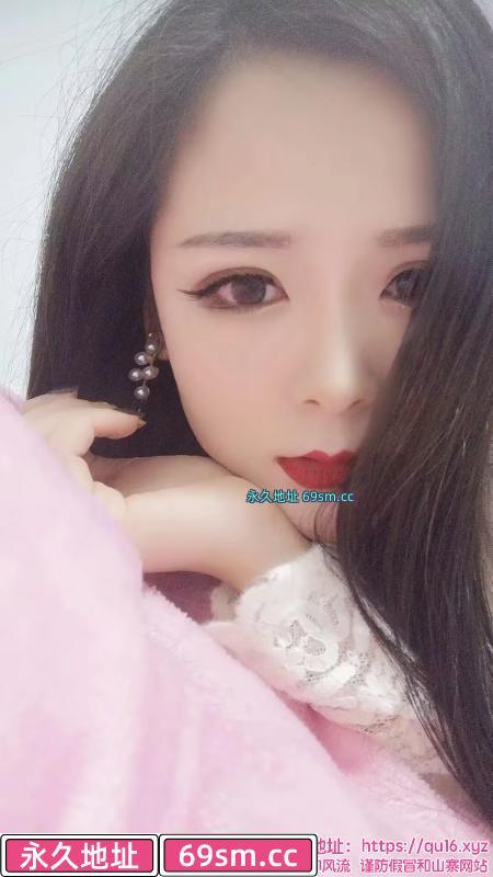 黄岛大胸美女