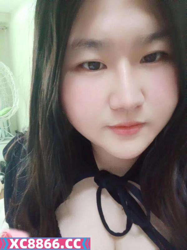 迎泽可亲嘴妹妹