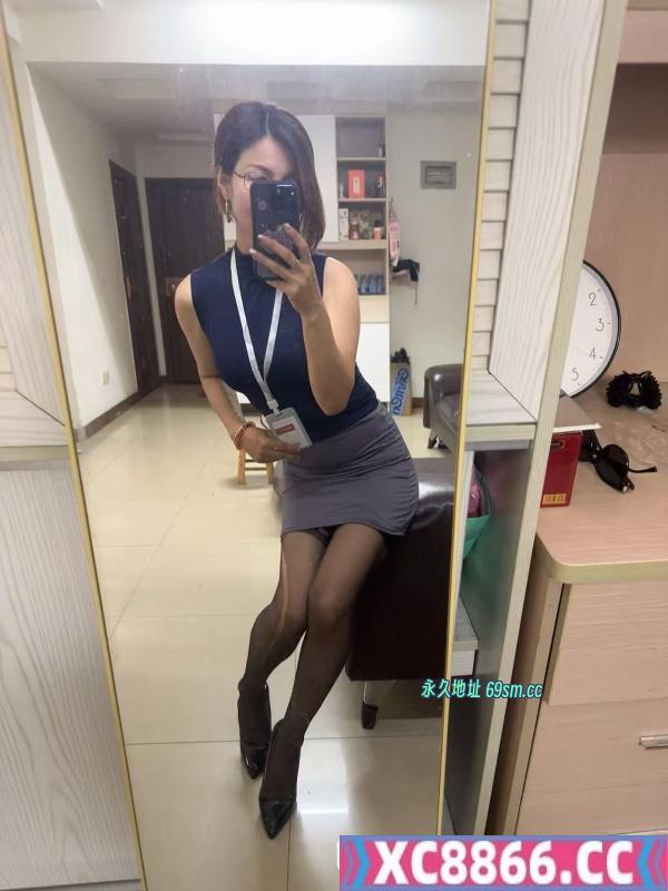 海珠OL制服少妇