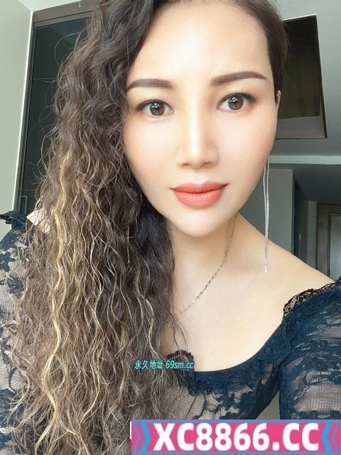 风骚的少妇大波妹