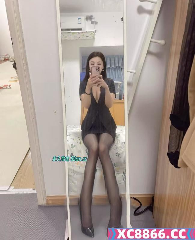 中原长腿御姐曼曼