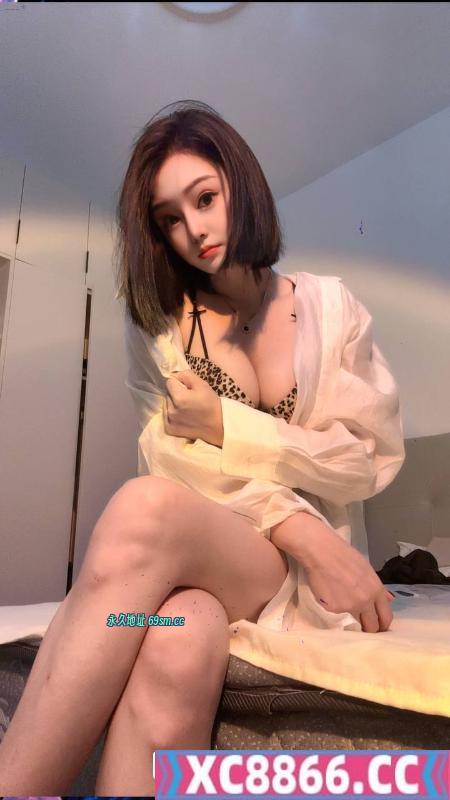 美胸短发妹程诺老师