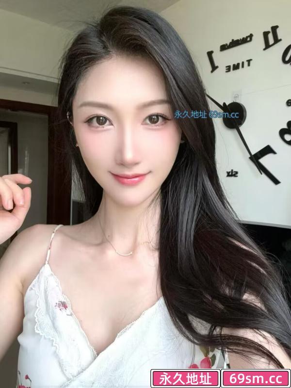 微整大胸翘臀少妇