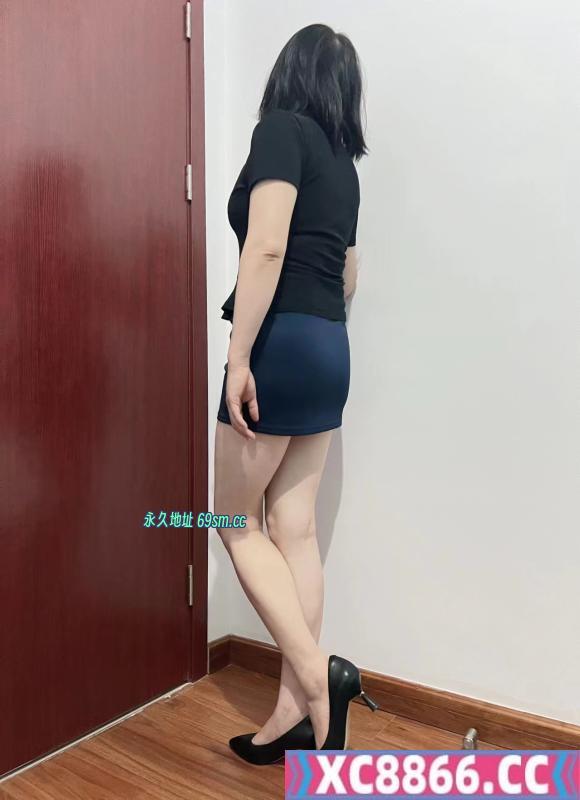 曼妙中项服务美妇