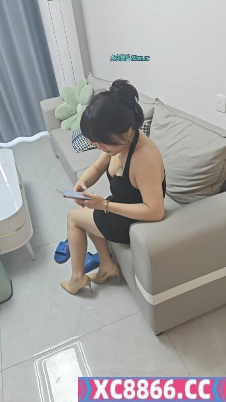 丰满美女萌萌