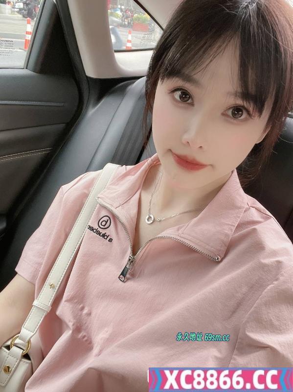 翘臀细腰甜美妹子
