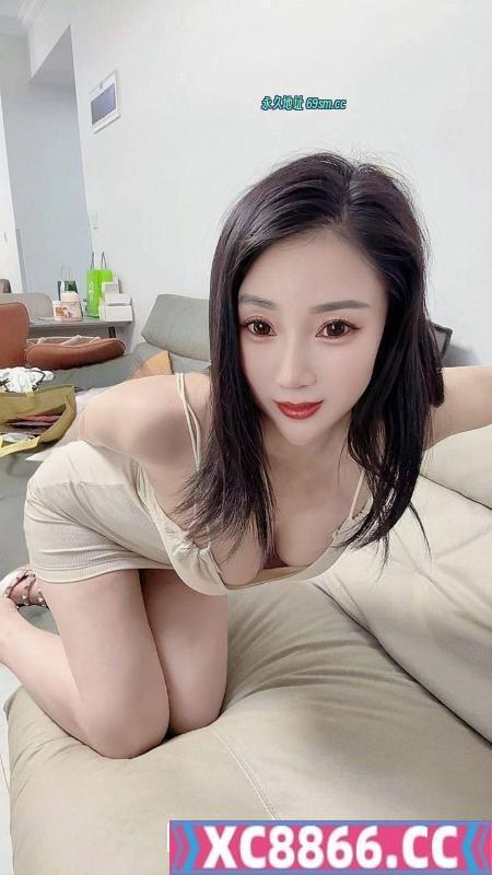 后入风骚翘臀老师