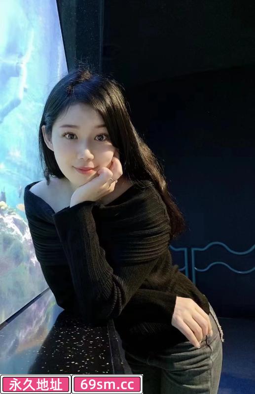 直播的双飞妹