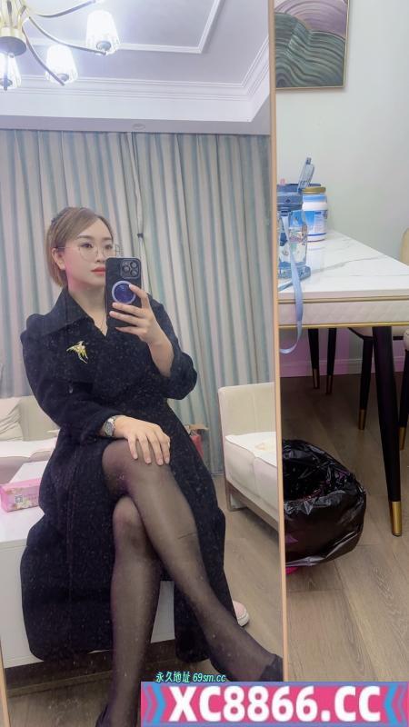 爱运动的眼镜姐