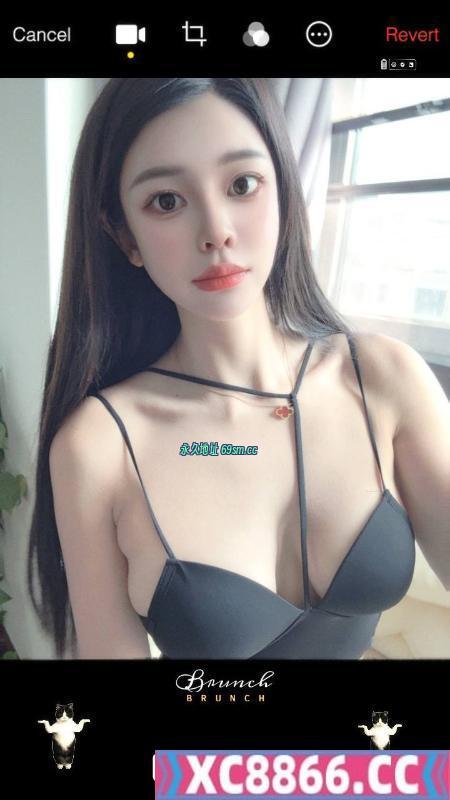 性感美乳尤物小v