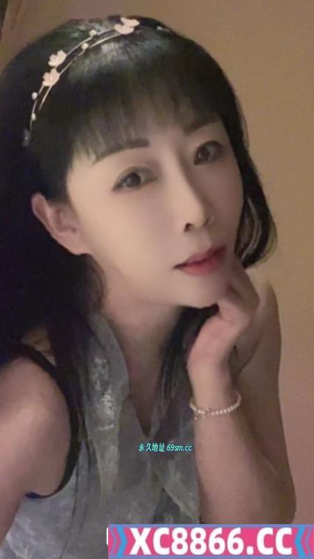 泻火服务系骚少妇