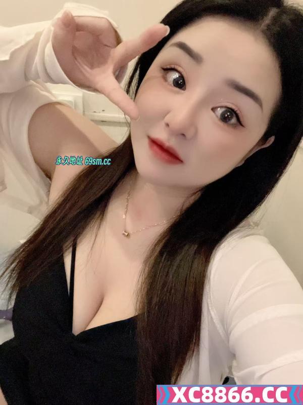 巨乳妹妹很放荡