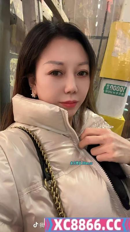 人妻美少妇