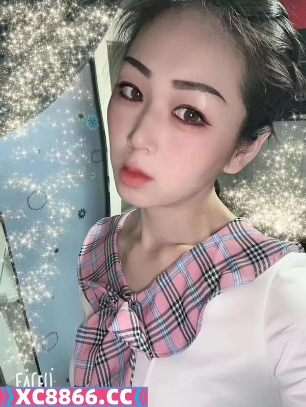 漂亮轻少妇