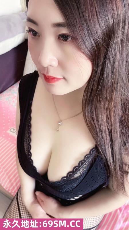 大奶少妇
