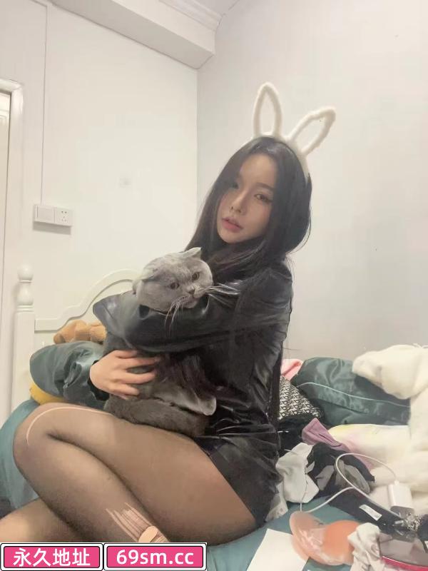 性感水灵灵的小学姐