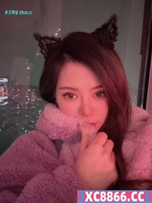 光谷大奶骚妇