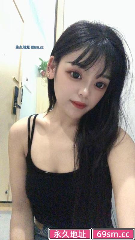 大眼美女果果