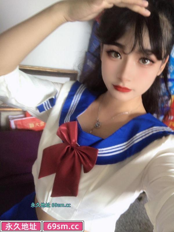 很会申吟的妹子