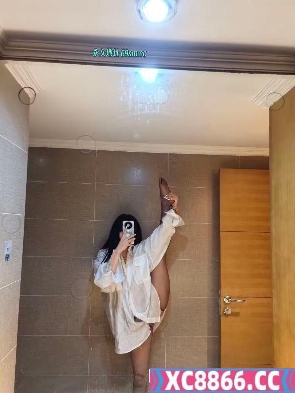 高挑性感长腿颜值妹子