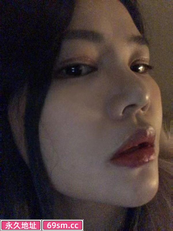 西湖可以户外的小姐姐