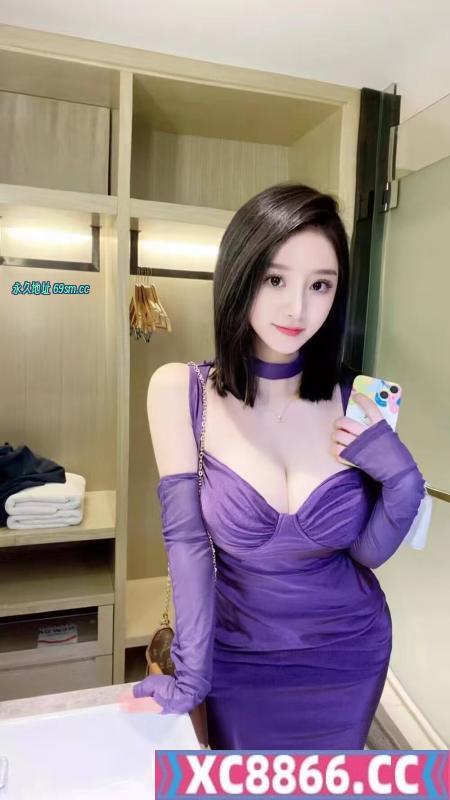 短发兼职嫩妹子珂珂