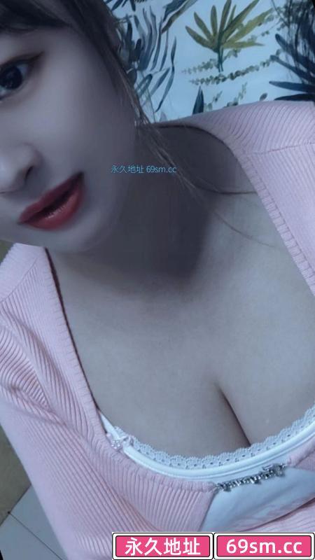 口活很爽的骚熟女