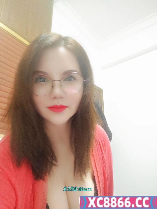 白云梅花园骚妇