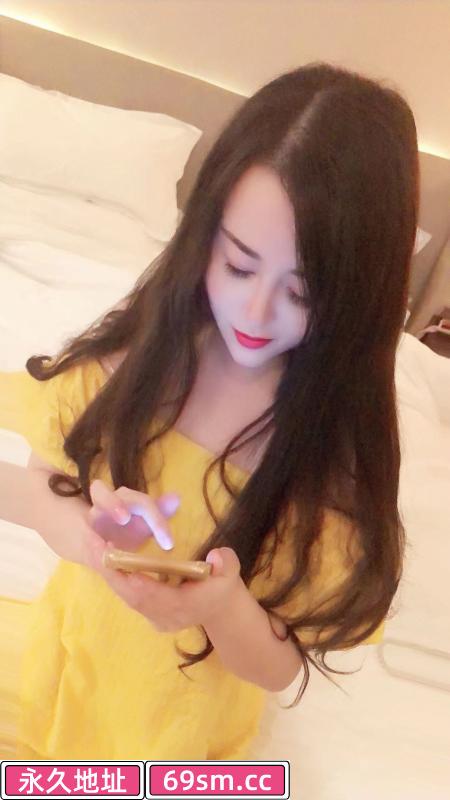 天心区长发气质少妇