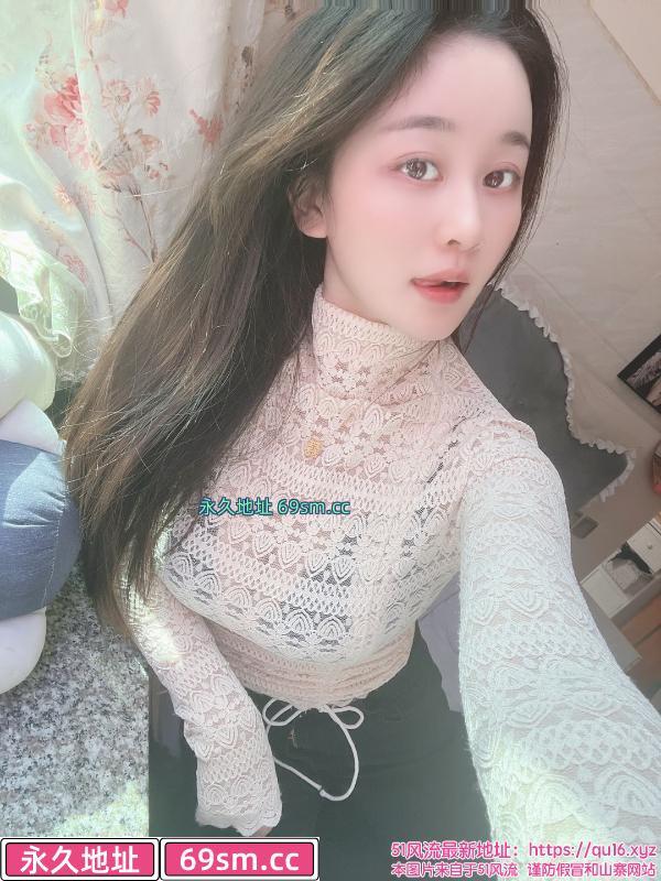 沈阳北站漂亮妹子