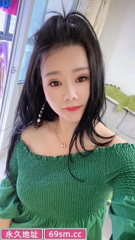 武昌大胸美女