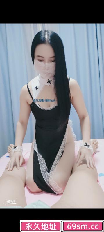 修女制服中项