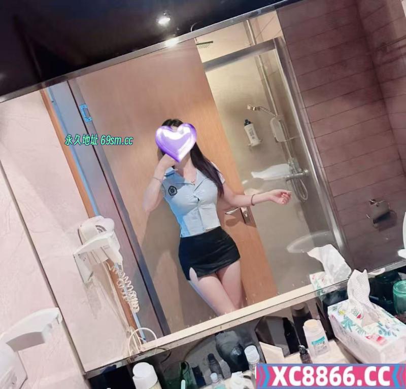 美腿美胸燕子