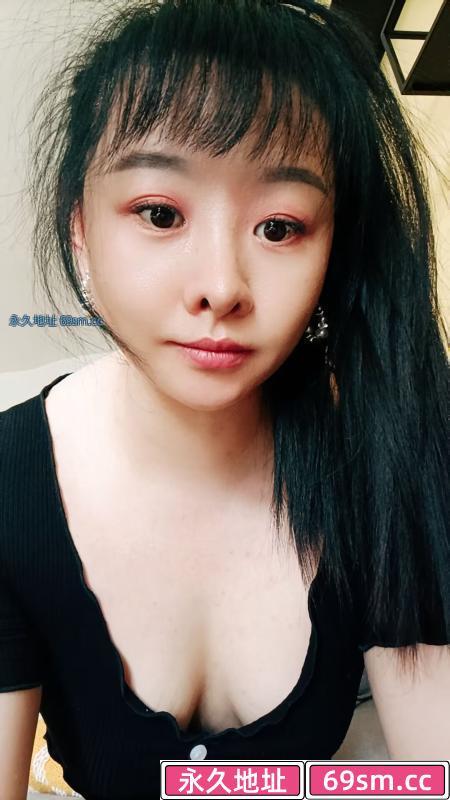 华新街东北大妞