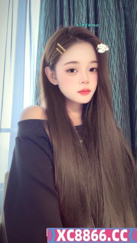 舌吻清纯嫩妹