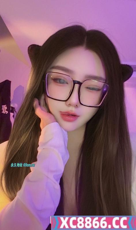 蜀山美臀萱妹子