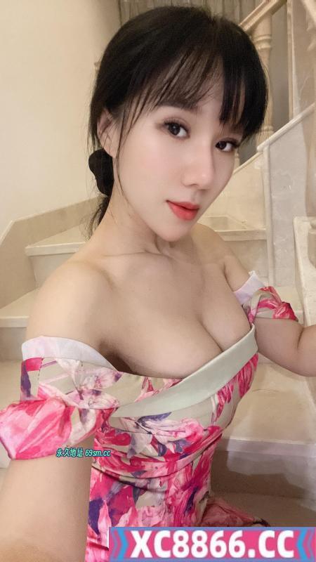D奶长舌少妇