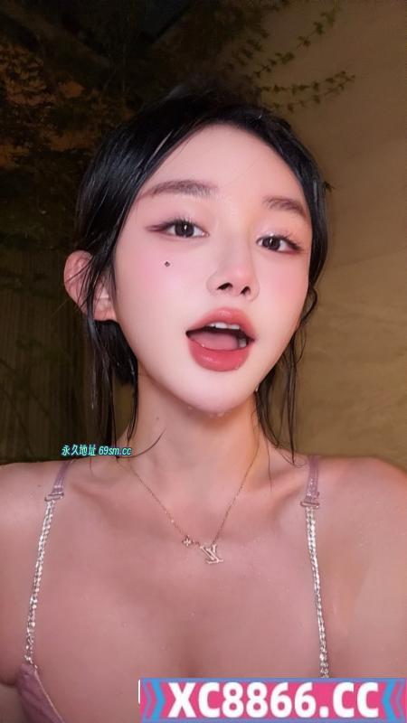 朝阳爆乳小湿姐