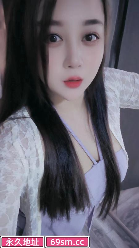 长相甜美的妹子