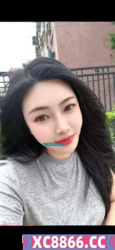 风骚苗条小甜妹