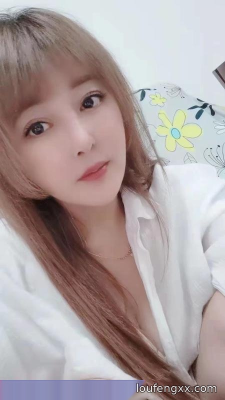 松江萌萌哒妹子